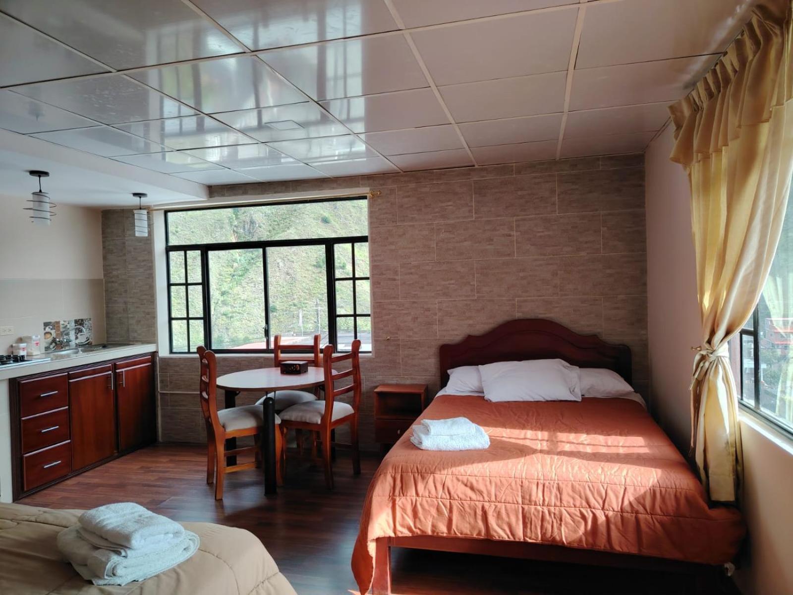Casa Y Flores * Baños
